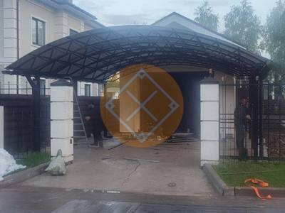 Навес для автомобиля на загородный участок