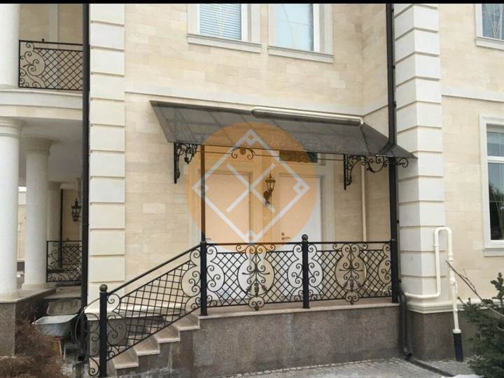 односкатный козырек